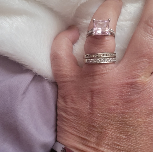 14 K Pink Princess Cut Solitaire Ring EUC Stamped - Picture 6 of 6